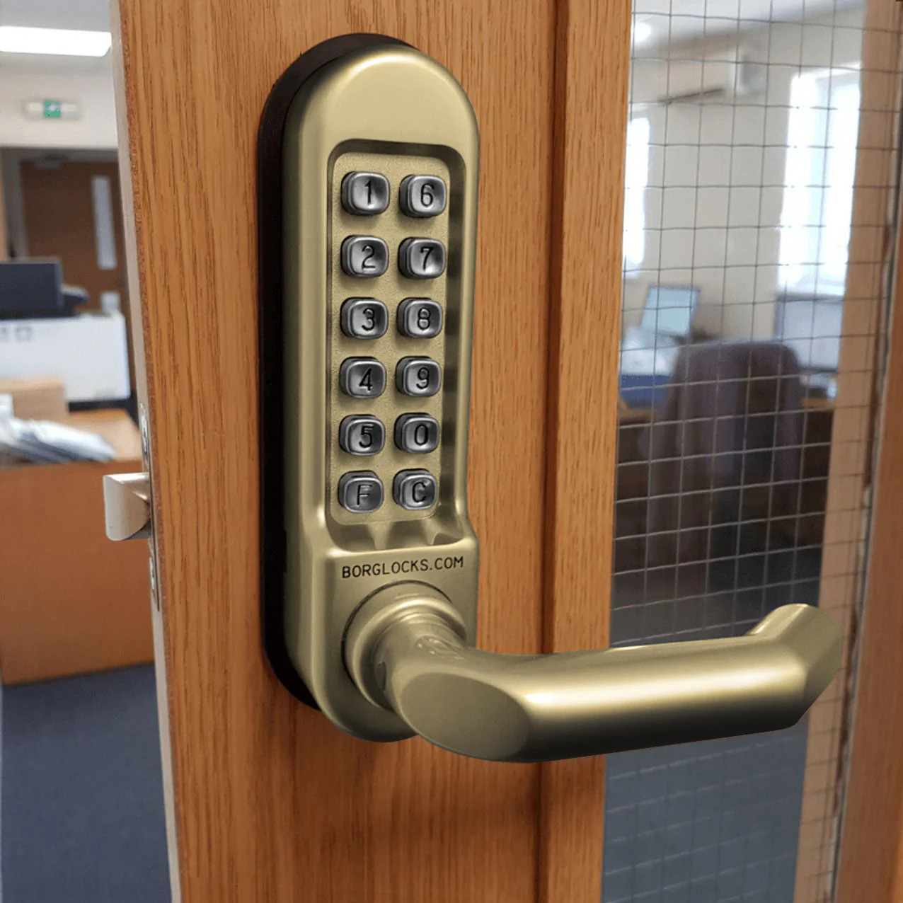 Borg Digital Door Lock Keyless Entry Fire Rated Polished Brass BL5001PB - Image 2