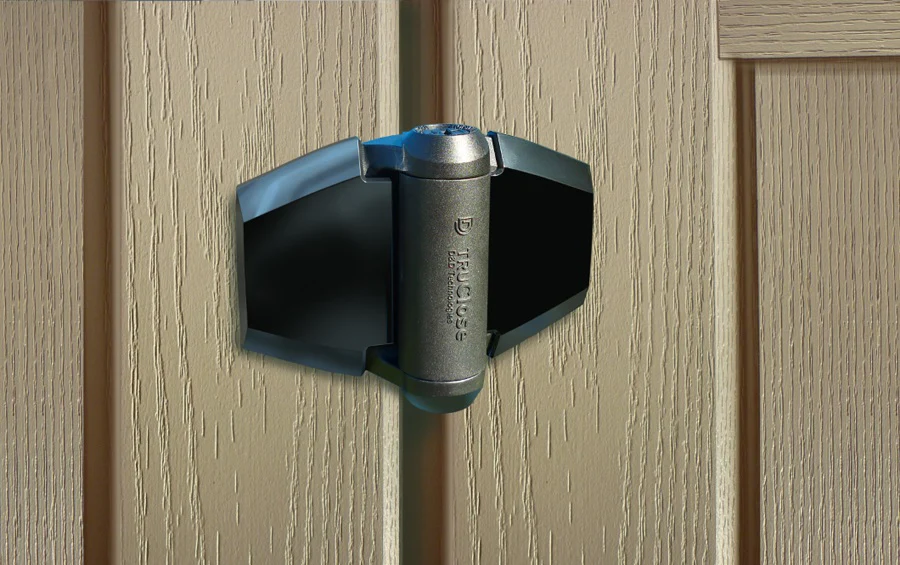 D&D TruClose TCA3S3BT Self Closing Gate Hinge Regular Wooden Gates - Image 3