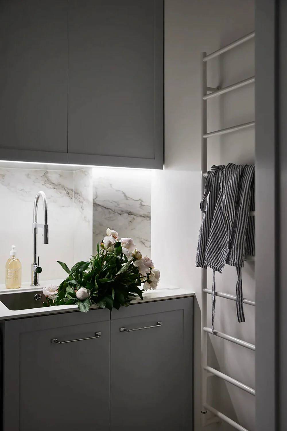 Hepburn Sydney Cabinet Pull Handle - Available in Various Finishes and Sizes - Image 2