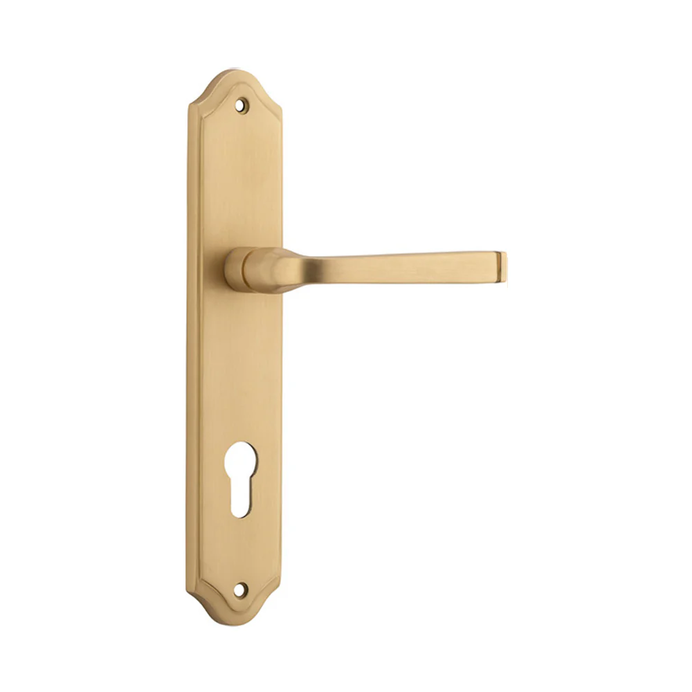 Iver Annecy Door Lever Handle on Shouldered Backplate Brushed Brass - Image 3