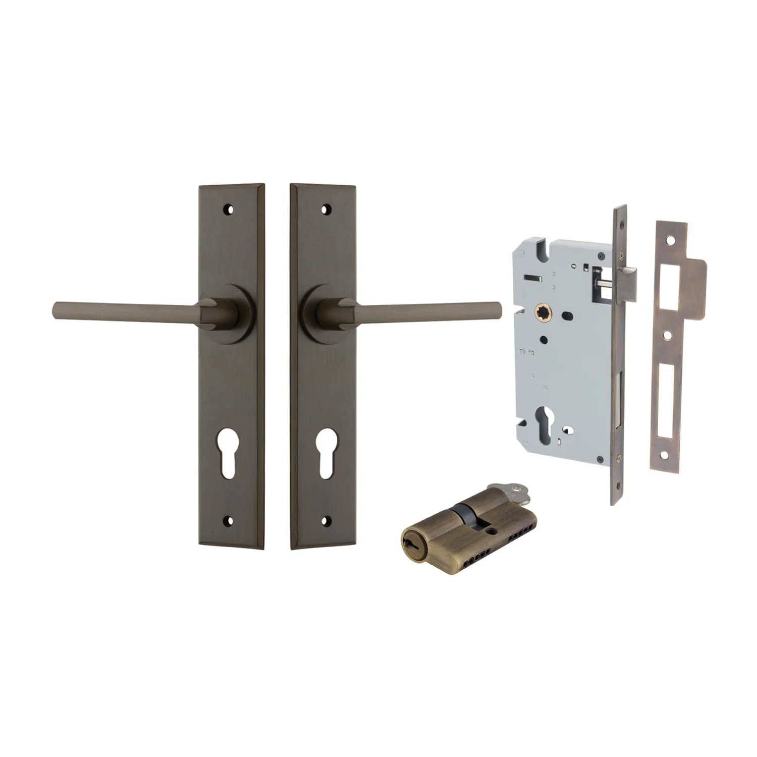 Iver Baltimore Door Lever Handle on Chamfered Backplate Entrance Kit Key/Key - Image 7