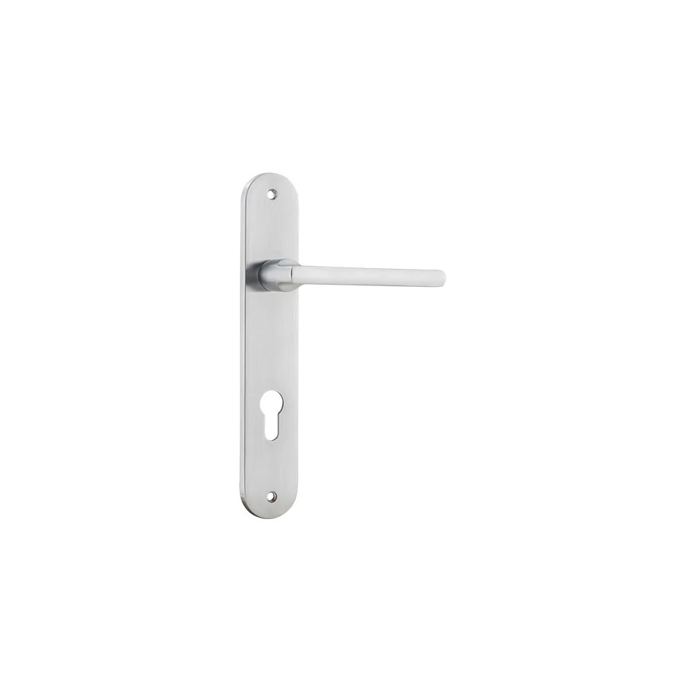 Iver Baltimore Door Lever Handle on Oval Backplate Brushed Chrome - Image 3