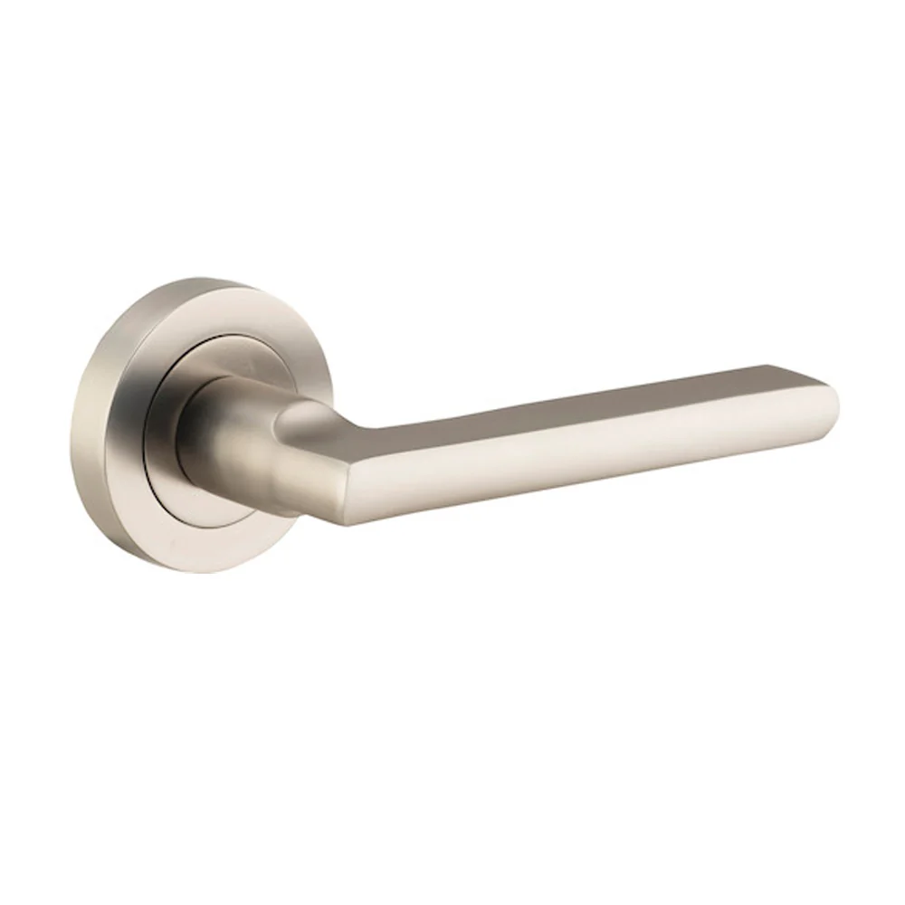 Iver Baltimore Door Lever Handle on Round Rose - Image 10