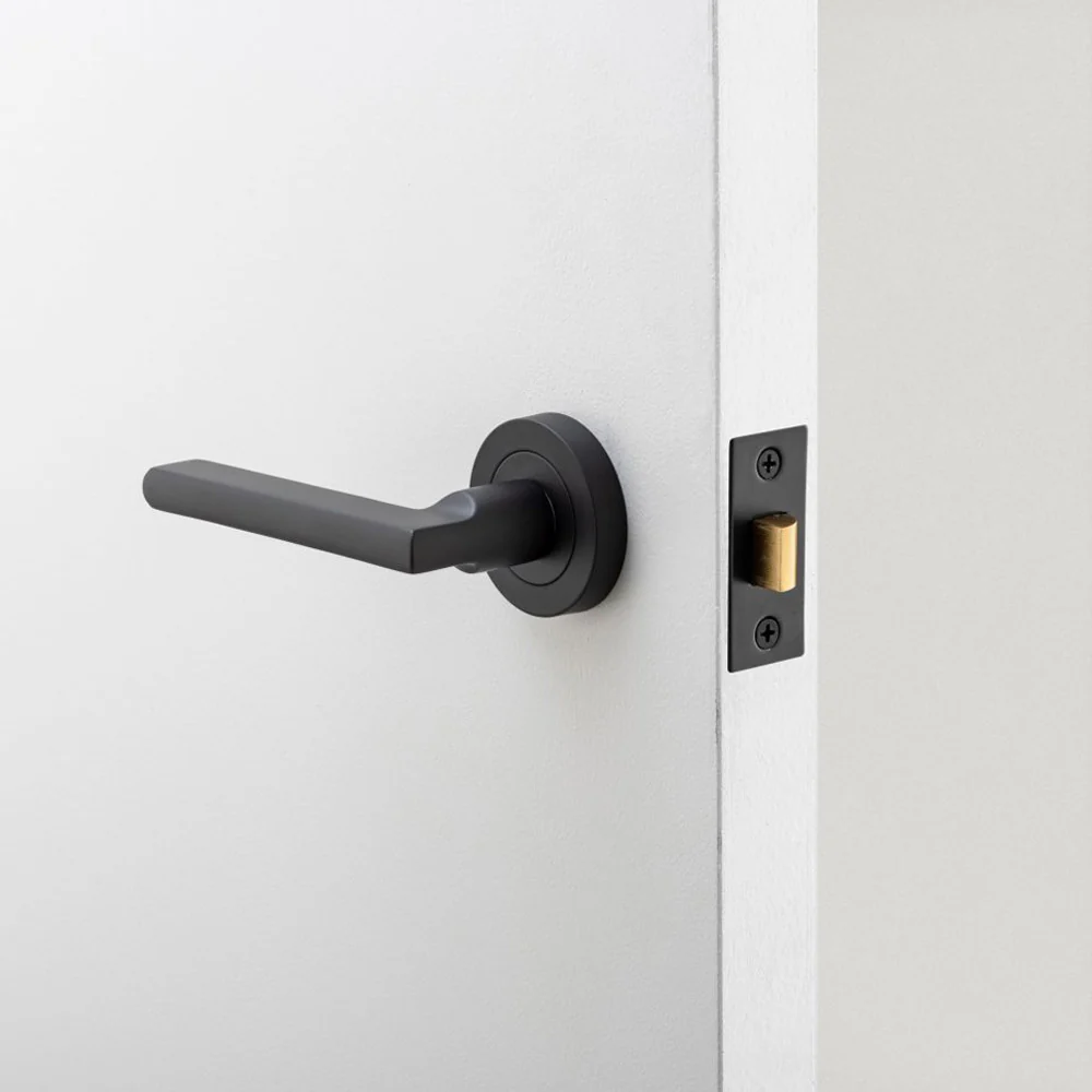 Iver Baltimore Door Lever Handle on Round Rose - Image 2
