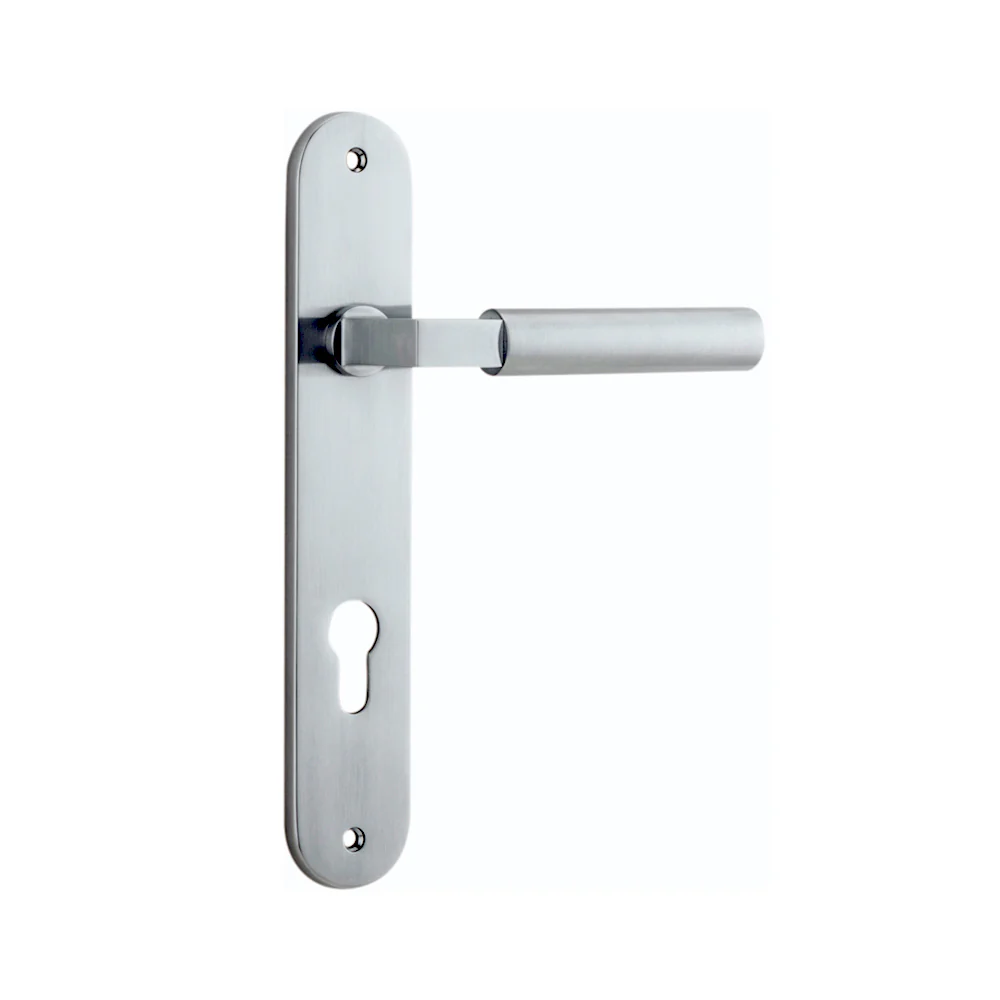 Iver Berlin Door Lever Handle on Oval Backplate Brushed Chrome - Image 5