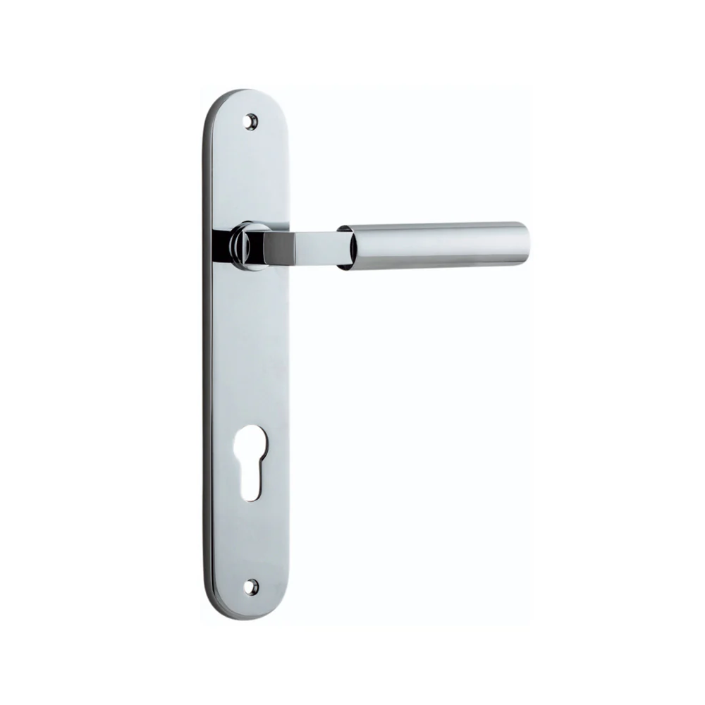 Iver Berlin Door Lever Handle on Oval Backplate Polished Chrome - Image 5