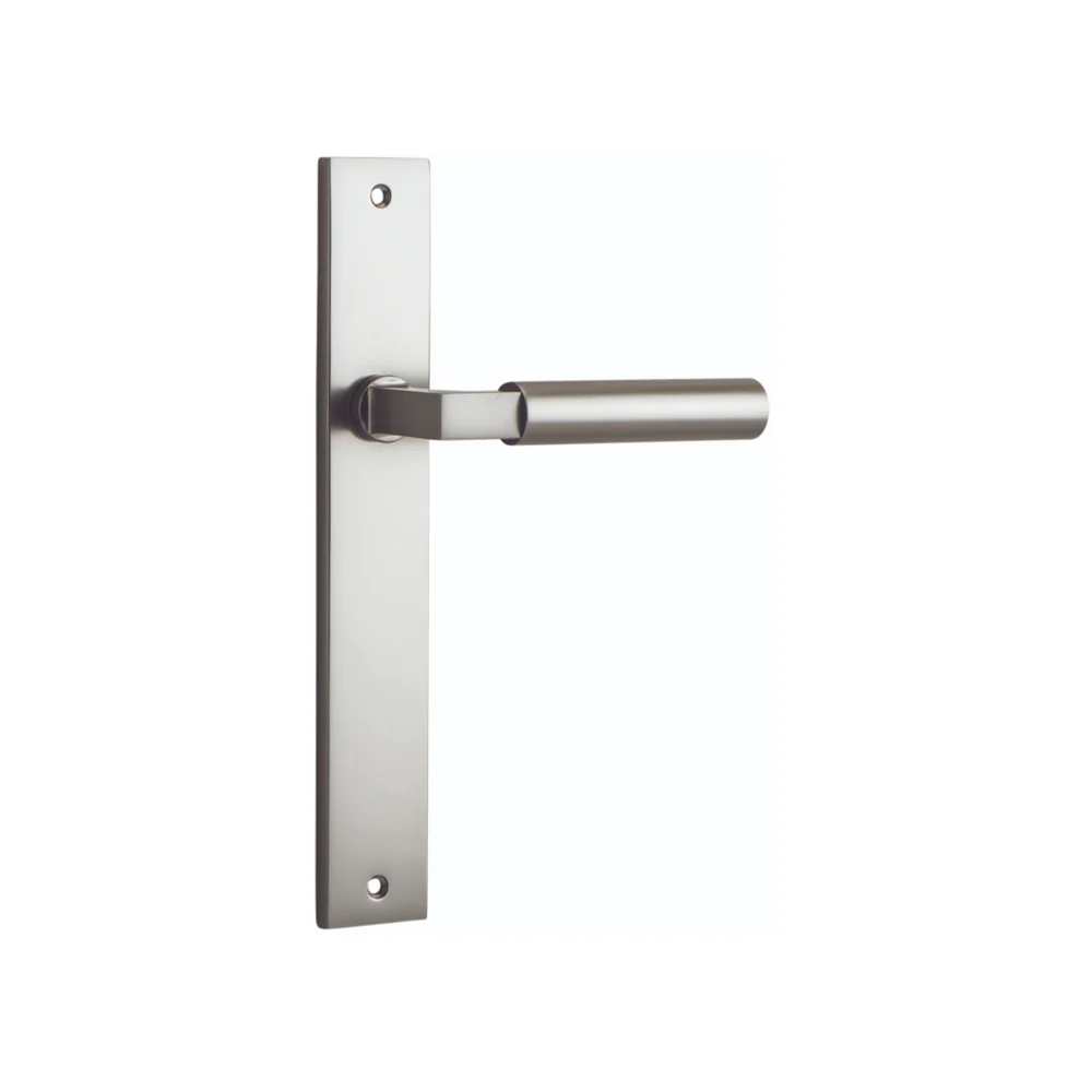 Iver Berlin Door Lever Handle on Rectangular Backplate Satin Nickel - Image 4