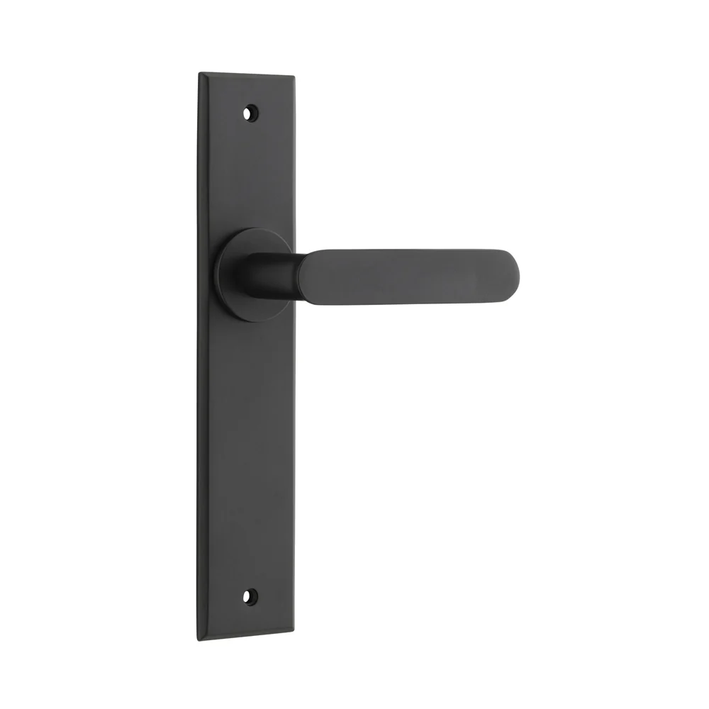 Iver Bronte Door Lever Handle on Chamfered Backplate Matt Black - Image 3