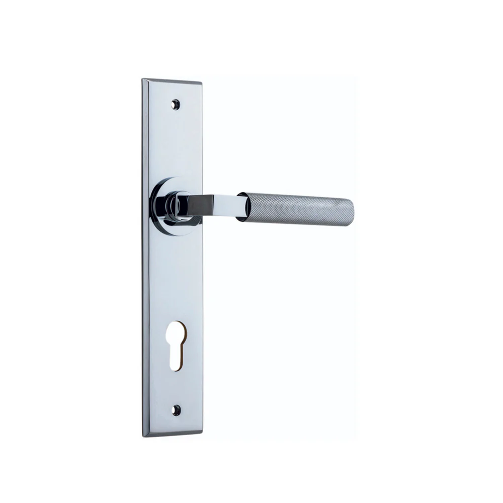 Iver Brunswick Door Lever Handle on Chamfered Backplate Polished Chrome - Image 5