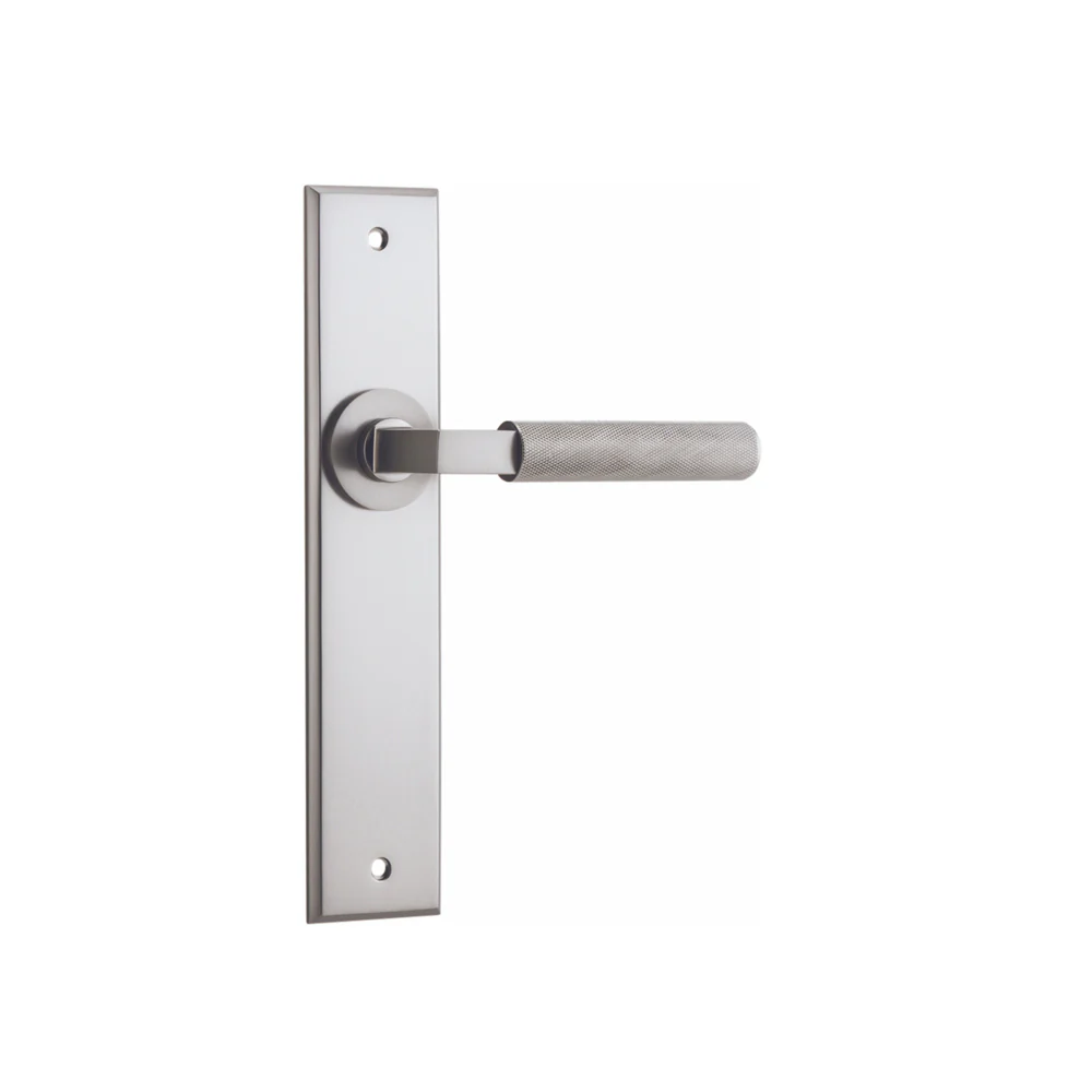 Iver Brunswick Door Lever Handle on Chamfered Backplate Satin Nickel - Image 4