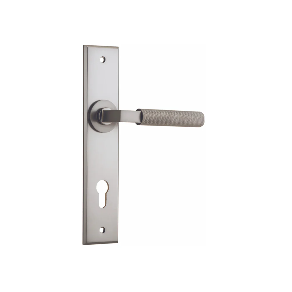 Iver Brunswick Door Lever Handle on Chamfered Backplate Satin Nickel - Image 5