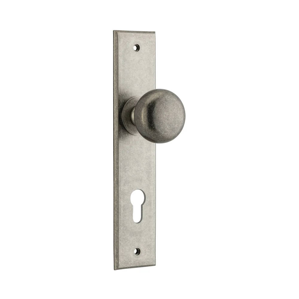 Iver Cambridge Door Knob on Chamfered Backplate Distressed Nickel - Image 4