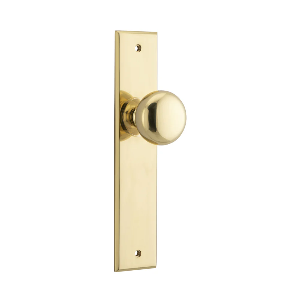 Iver Cambridge Door Knob on Chamfered Backplate Polished Brass - Image 2