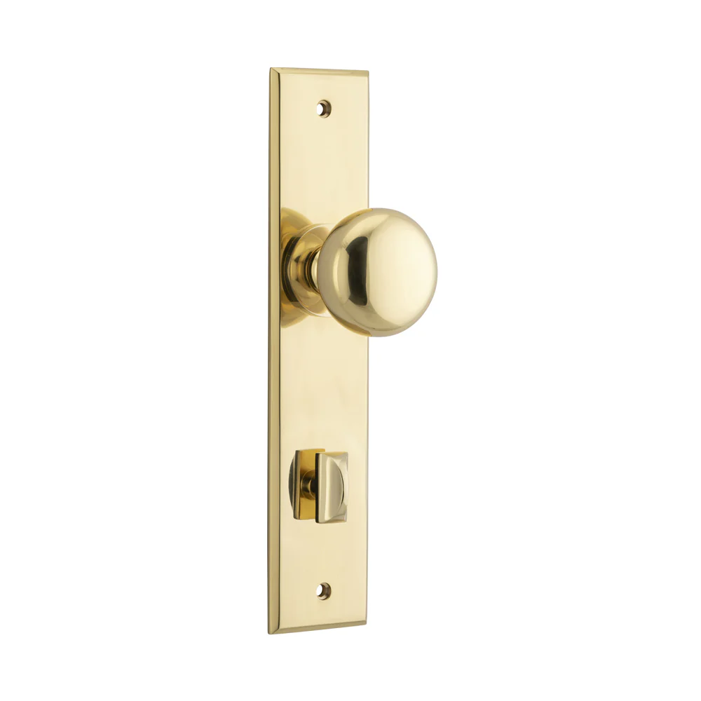 Iver Cambridge Door Knob on Chamfered Backplate Polished Brass - Image 4