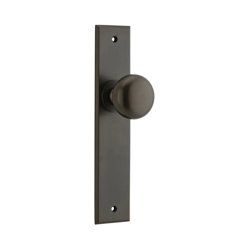 Iver Cambridge Door Knob on Chamfered Backplate Signature Brass - Image 2