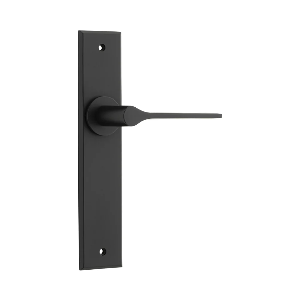 Iver Como Door Lever Handle on Chamfered Backplate Matt Black - Image 3