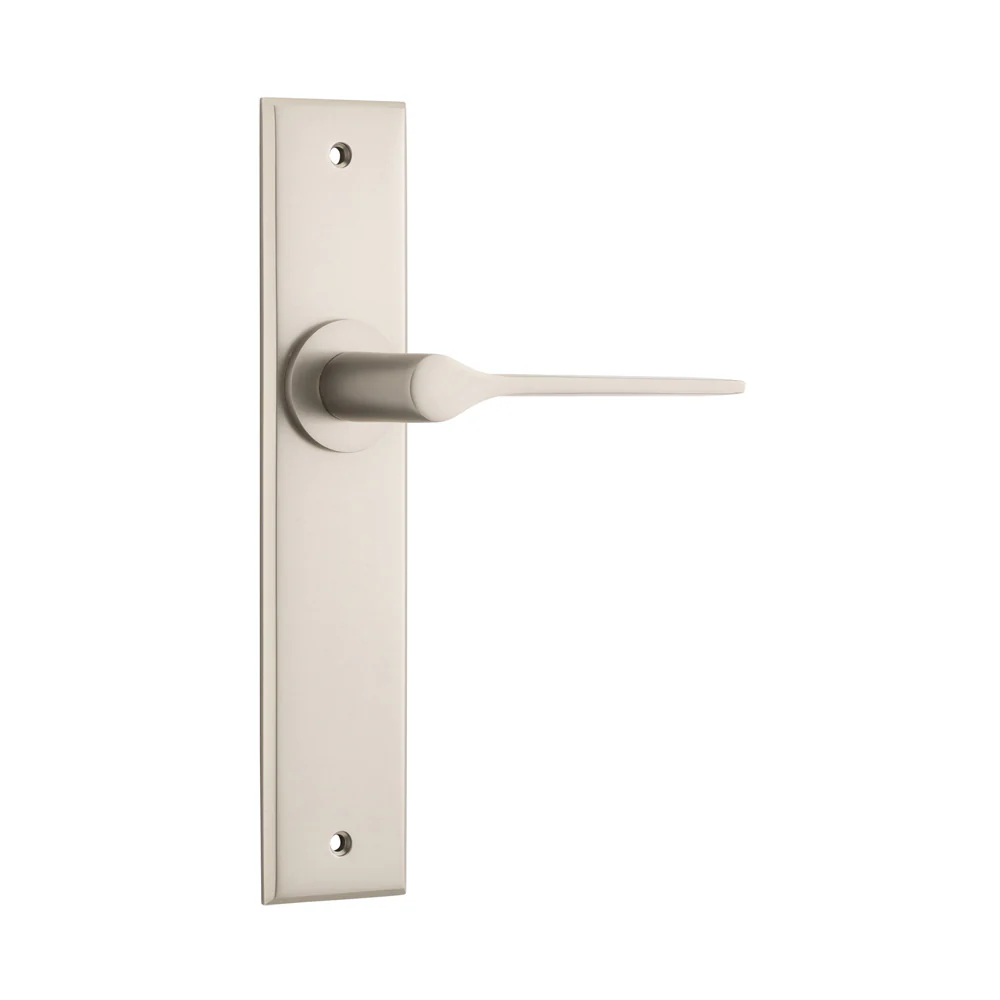 Iver Como Door Lever Handle on Chamfered Backplate Satin Nickel - Image 3