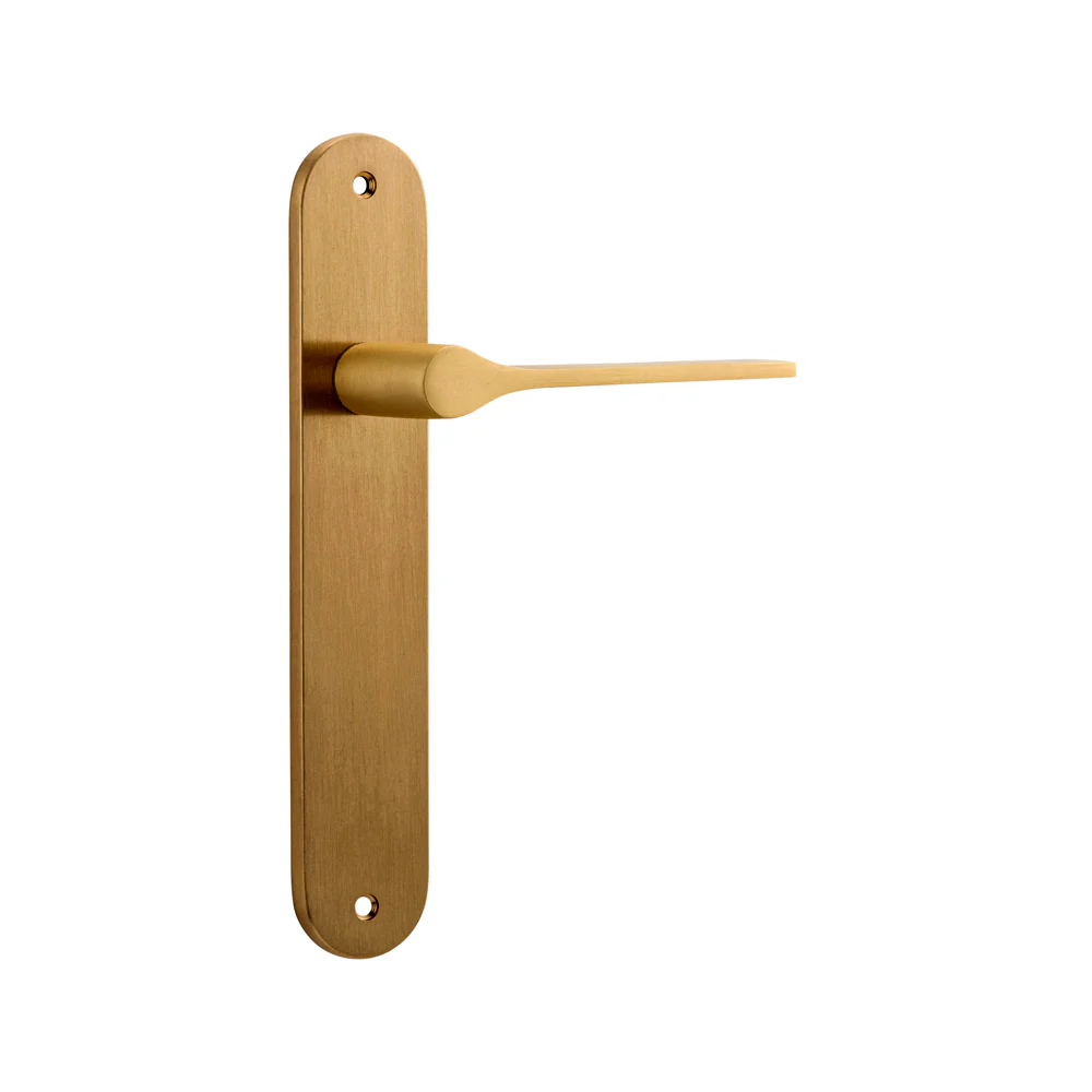 Iver Como Door Lever Handle on Oval Backplate Brushed Brass - Image 3