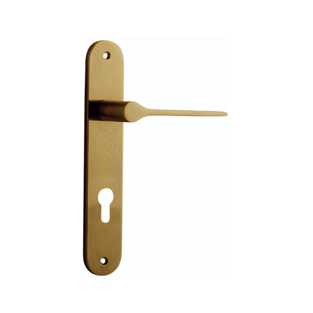 Iver Como Door Lever Handle on Oval Backplate Brushed Brass - Image 4
