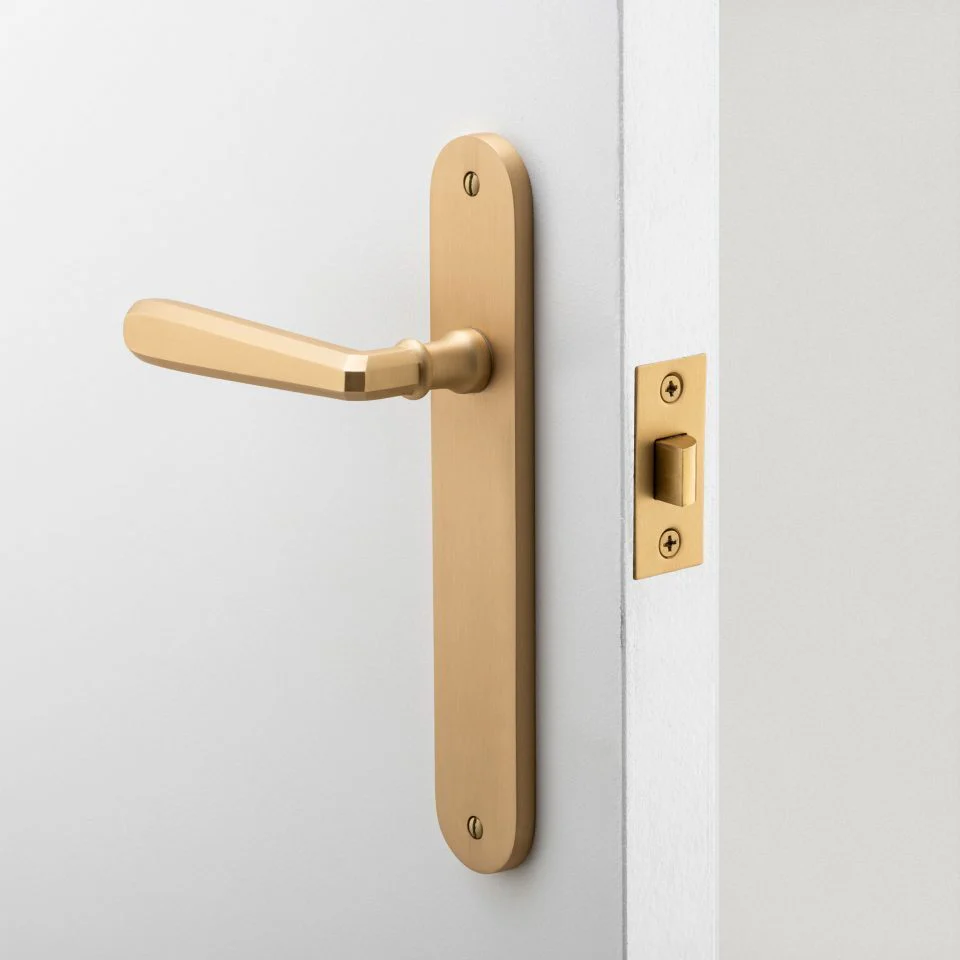 Iver Copenhagen Door Lever Handle on Oval Backplate Satin Nickel - Image 2
