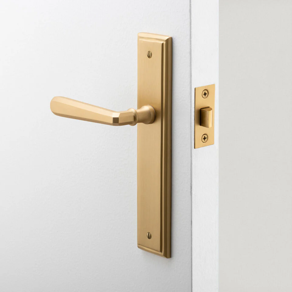 Iver Copenhagen Door Lever Handle on Stepped Backplate Satin Nickel - Image 2