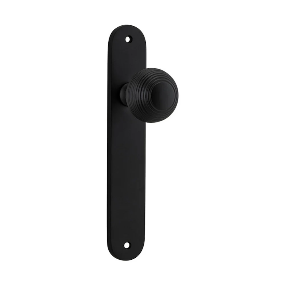 Iver Guildford Door Knob on Oval Backplate Matt Black - Image 2