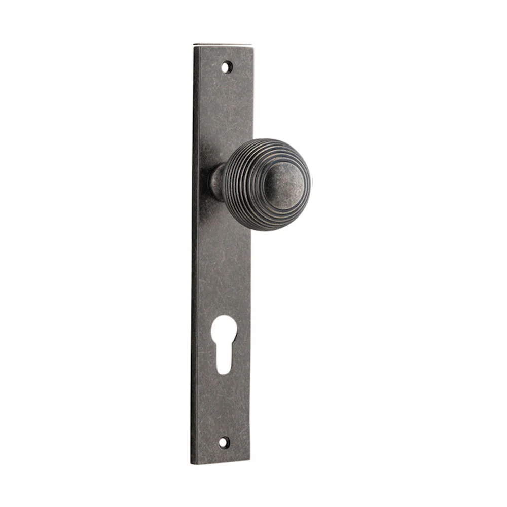 Iver Guildford Door Knob on Rectangular Backplate Distressed Nickel - Image 3