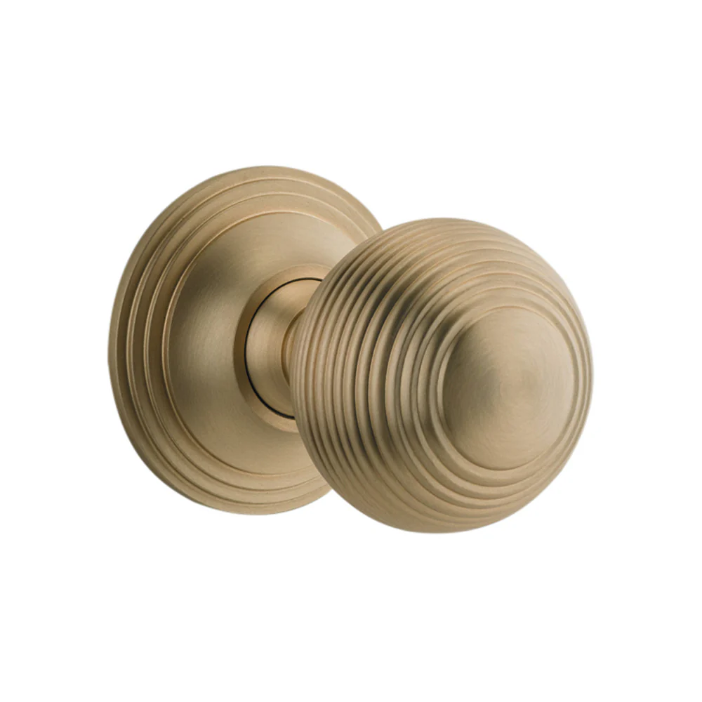 Iver Guildford Door Knob on Round Rose Concealed Fix - Image 11