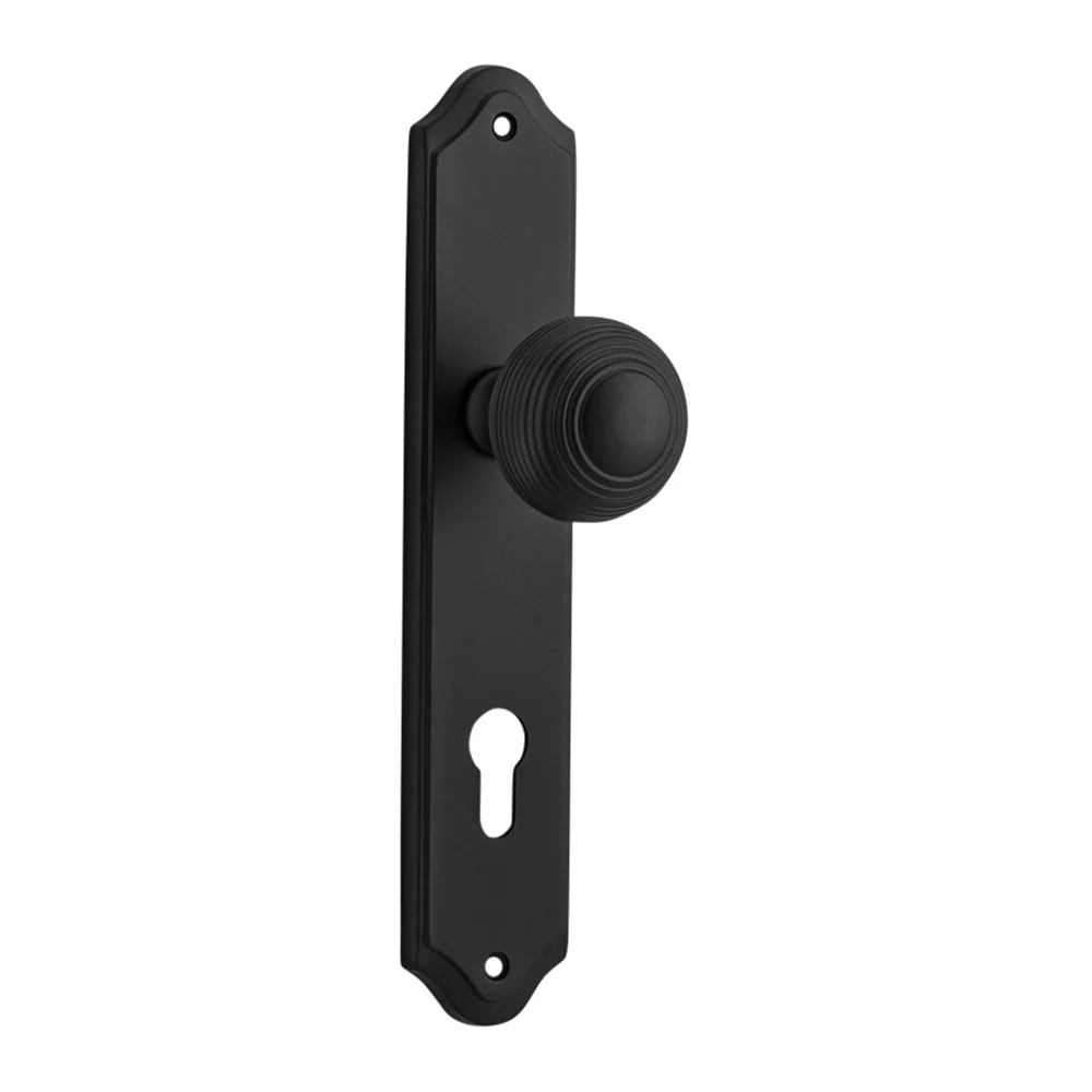 Iver Guildford Door Knob on Shouldered Backplate Matt Black - Image 5