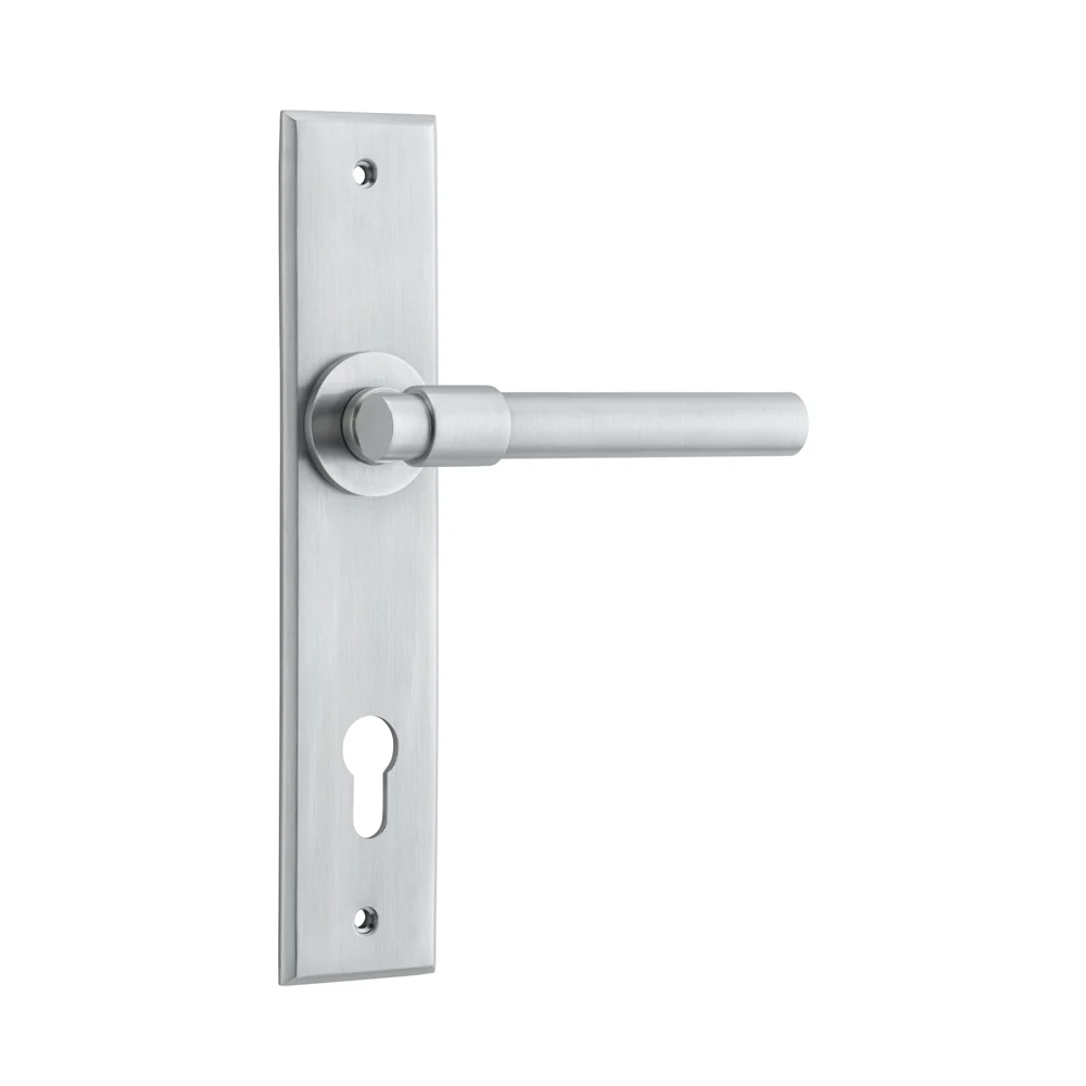 Iver Helsinki Door Lever Handle on Chamfered Backplate Brushed Chrome - Image 4