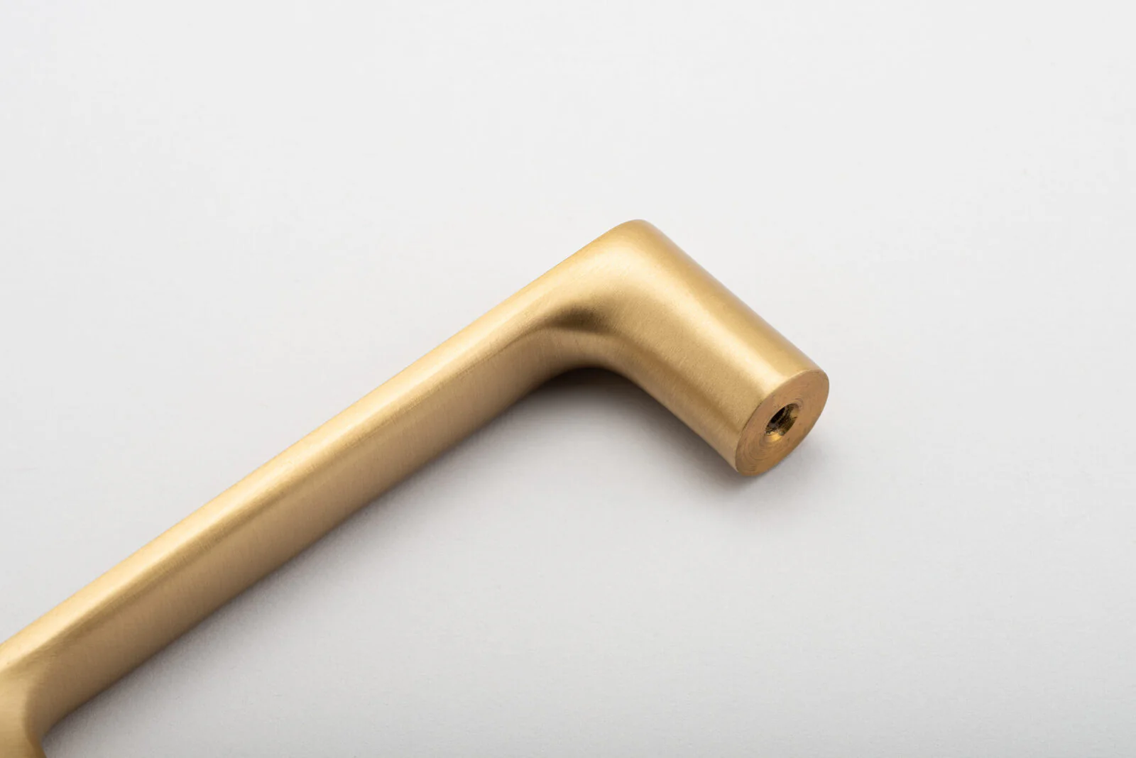 Iver Osaka Cabinet Pull Handle - Available in Various Finishes and Sizes - Image 2
