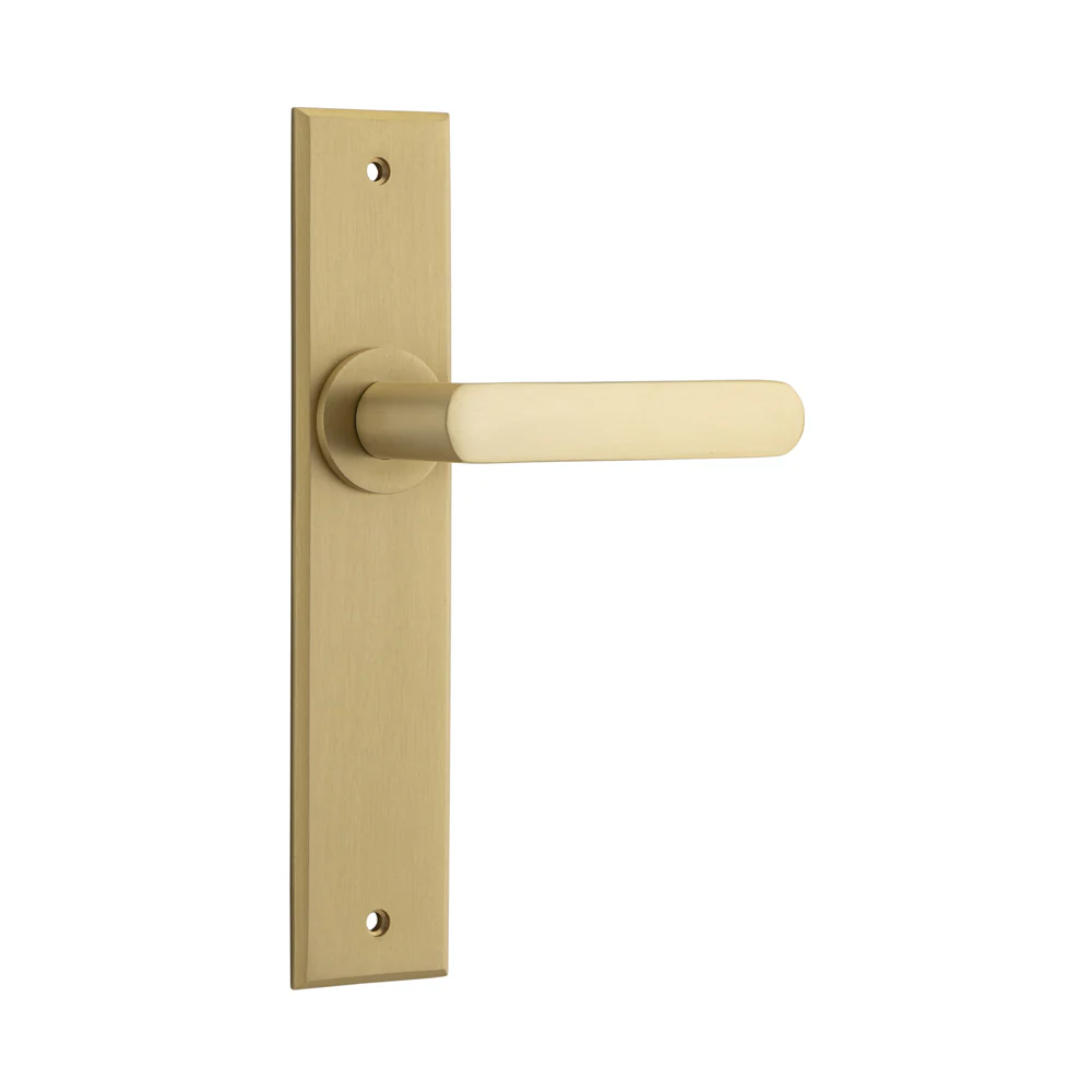 Iver Osaka Door Lever Handle on Chamfered Backplate Brushed Brass - Image 3
