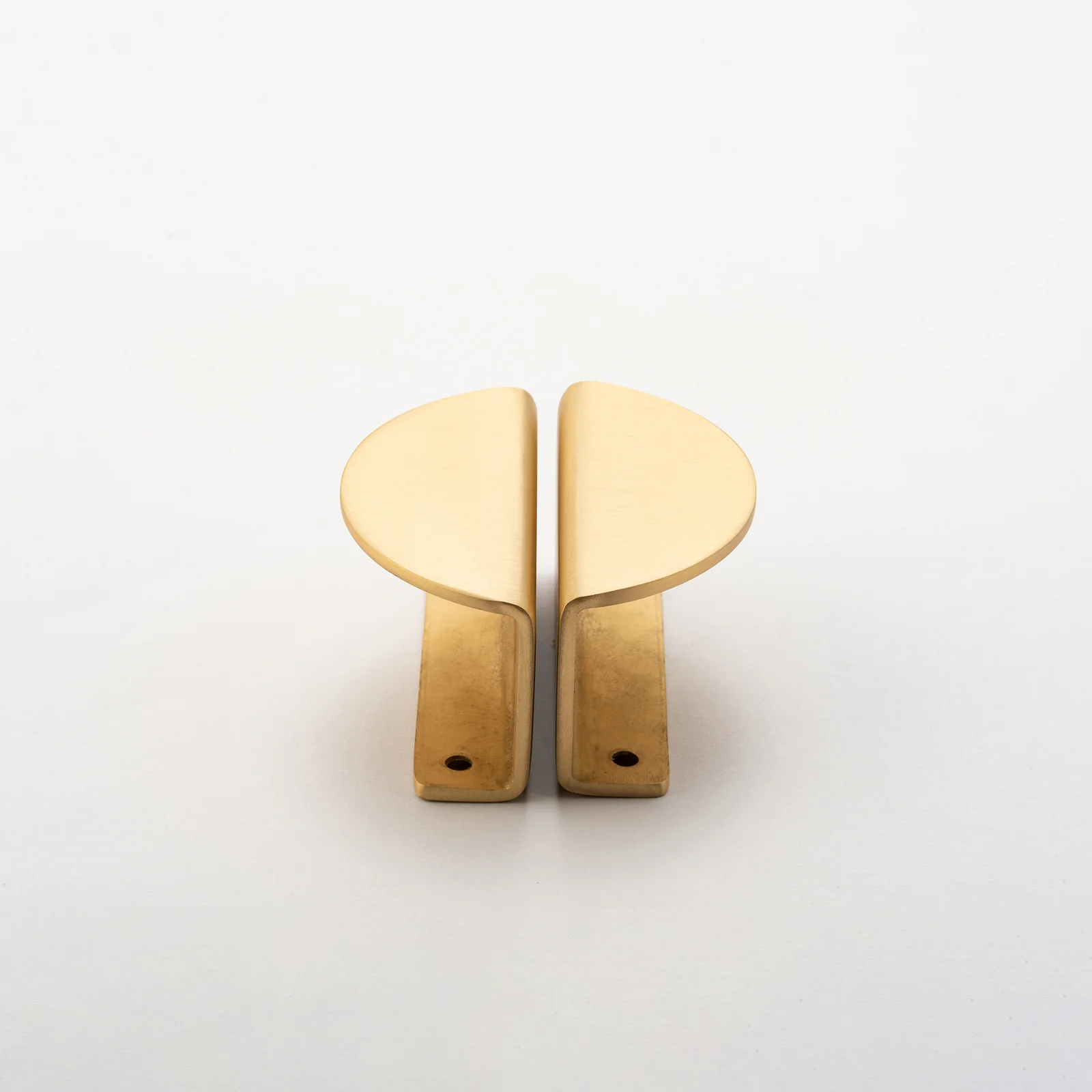 Iver Osaka Lip Drawer Cabinet Pull Handle - Available in Various Finishes - Image 4