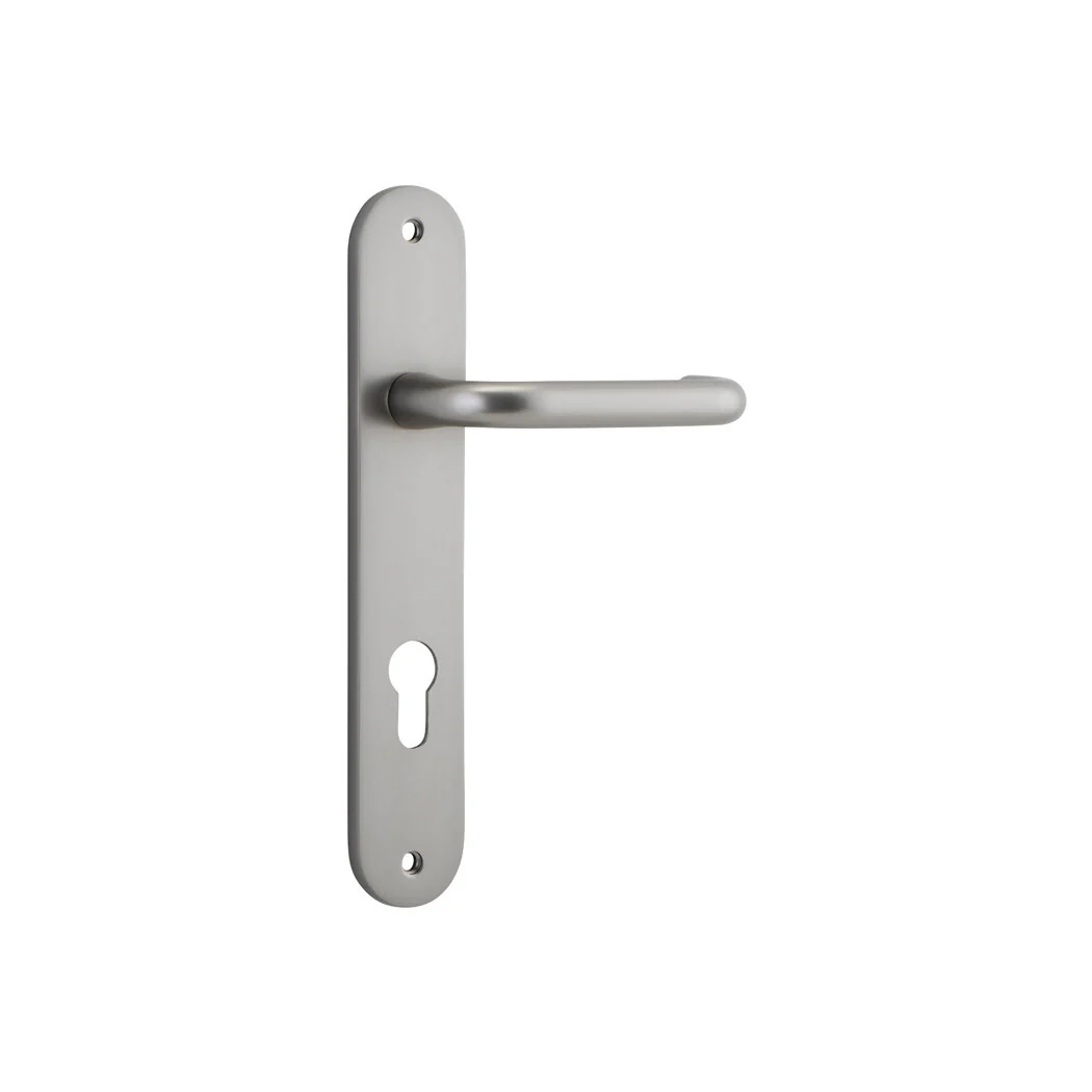 Iver Oslo Lever Door Handle on Oval Backplate Satin Nickel - Image 3