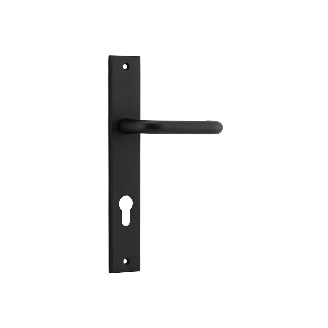 Iver Oslo Lever Door Handle on Rectangular Backplate Matt Black - Image 3