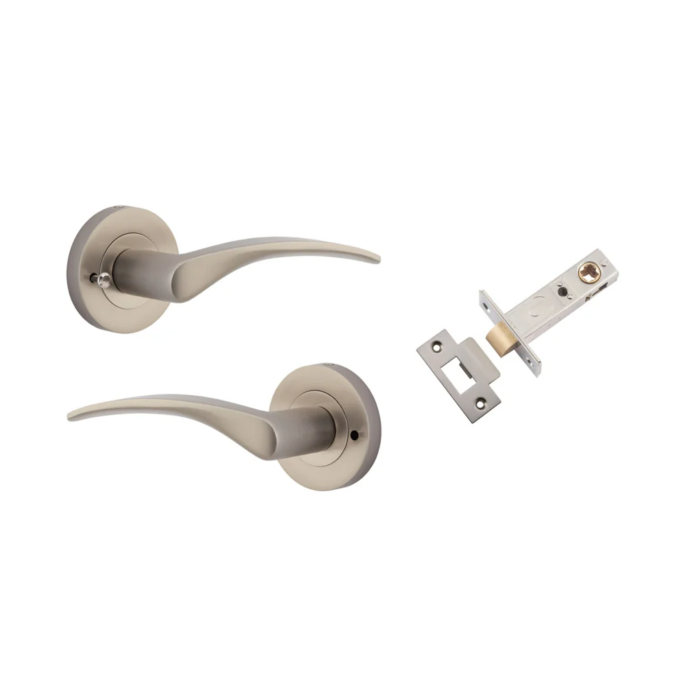 Iver Oxford Door Lever Handle on Round Rose Inbuilt Privacy - Image 4