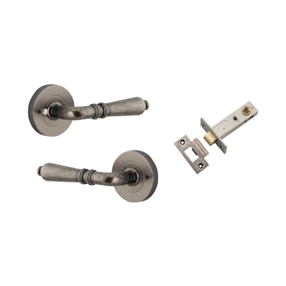 Iver Sarlat Door Lever Handle on Round Rose Inbuilt Privacy - Image 10