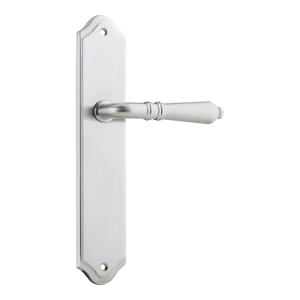 Iver Sarlat Door Lever Handle on Shouldered Backplate Brushed Chrome - Image 4