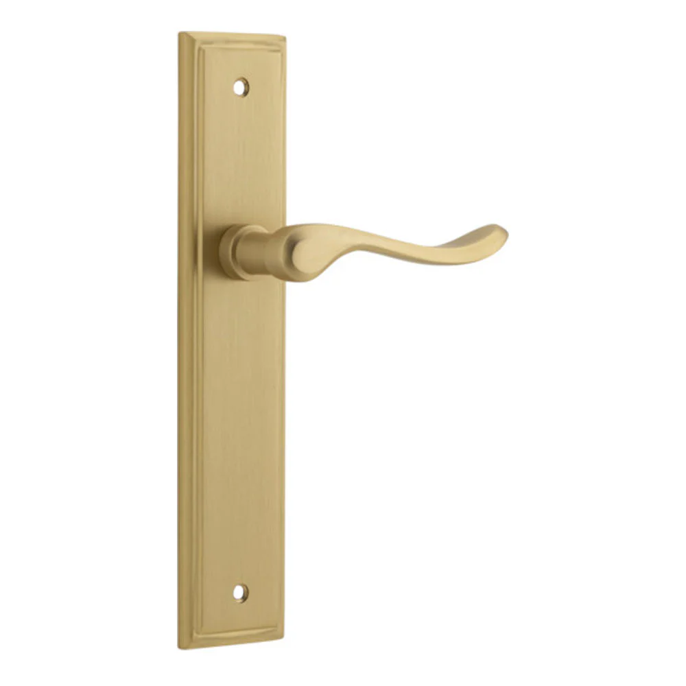 Iver Stirling Door Lever Handle on Stepped Backplate Brushed Brass - Image 4