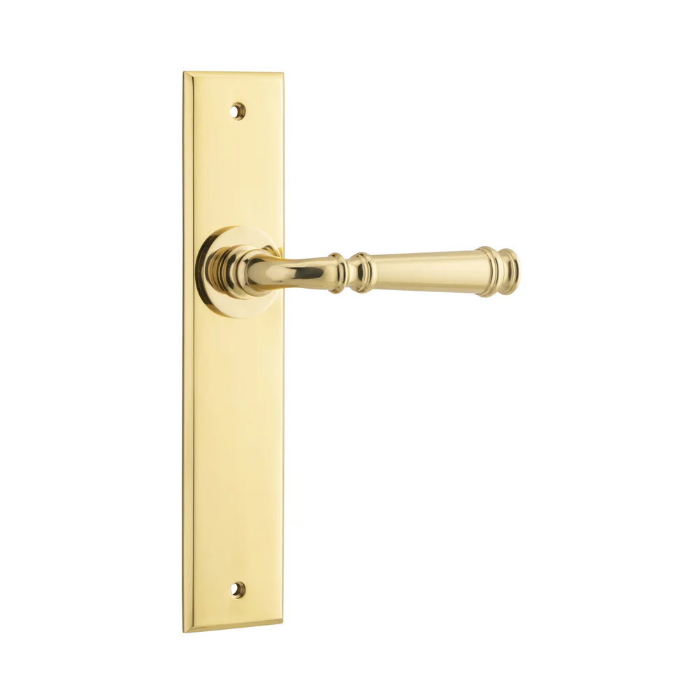 Iver Verona Door Lever Handle on Chamfered Backplate Polished Brass - Image 3