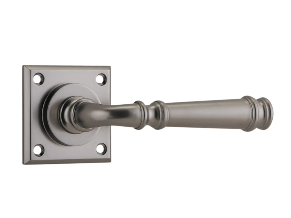 Iver Verona Door Lever Handle on Chamfered Square Backplate - Image 6