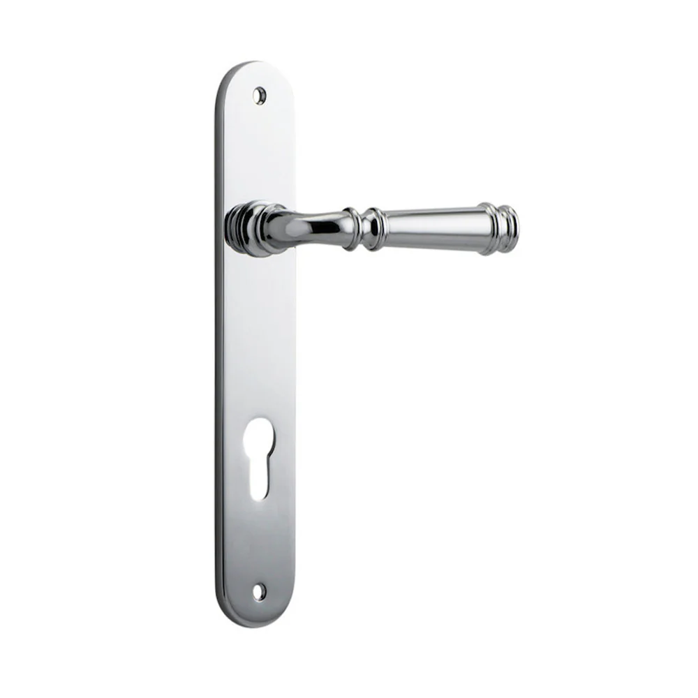 Iver Verona Door Lever Handle on Oval Backplate Chrome Plated - Image 3