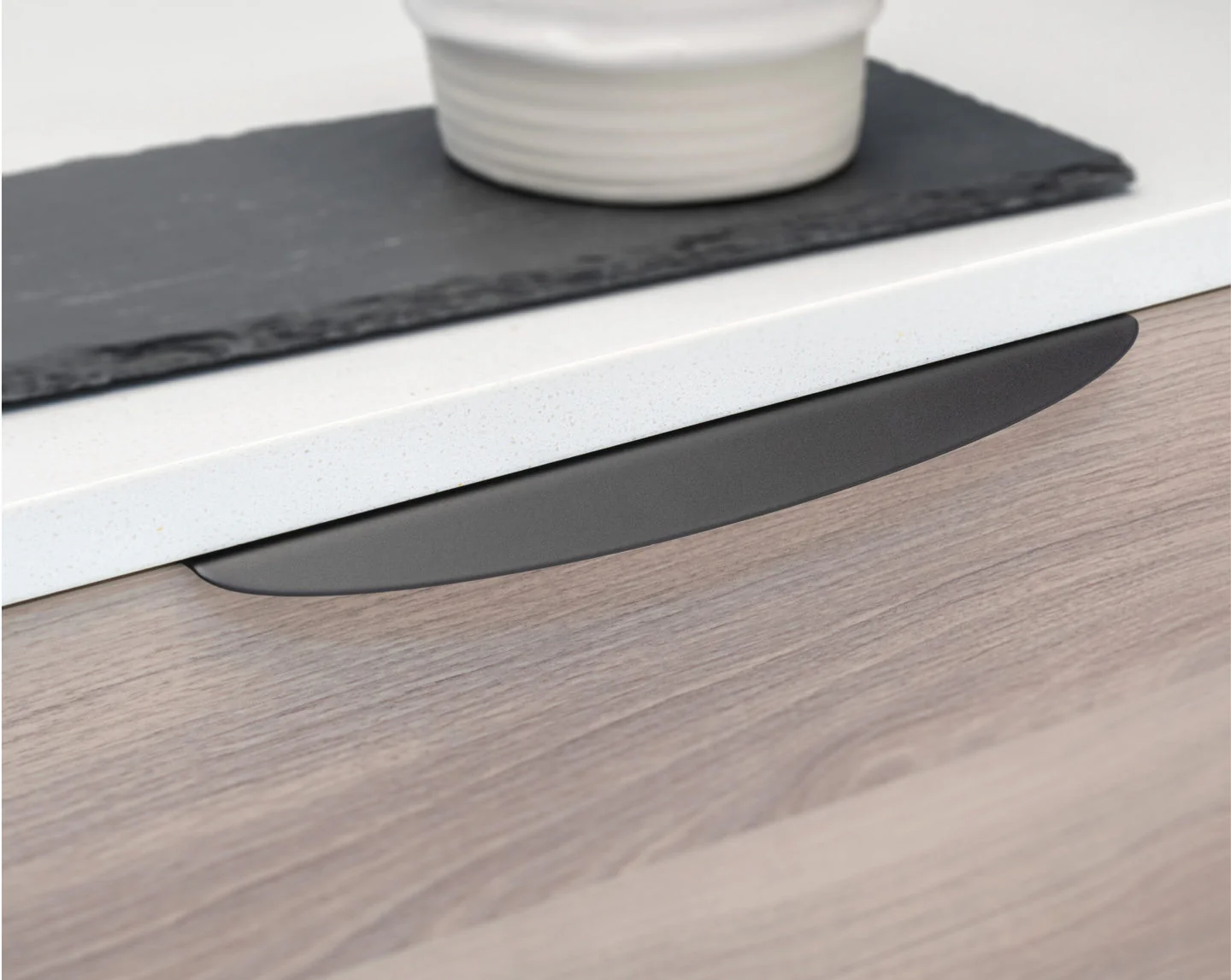 Kethy Curved Cabinet Lip Pull - Available In Various Finishes and Sizes - Image 2