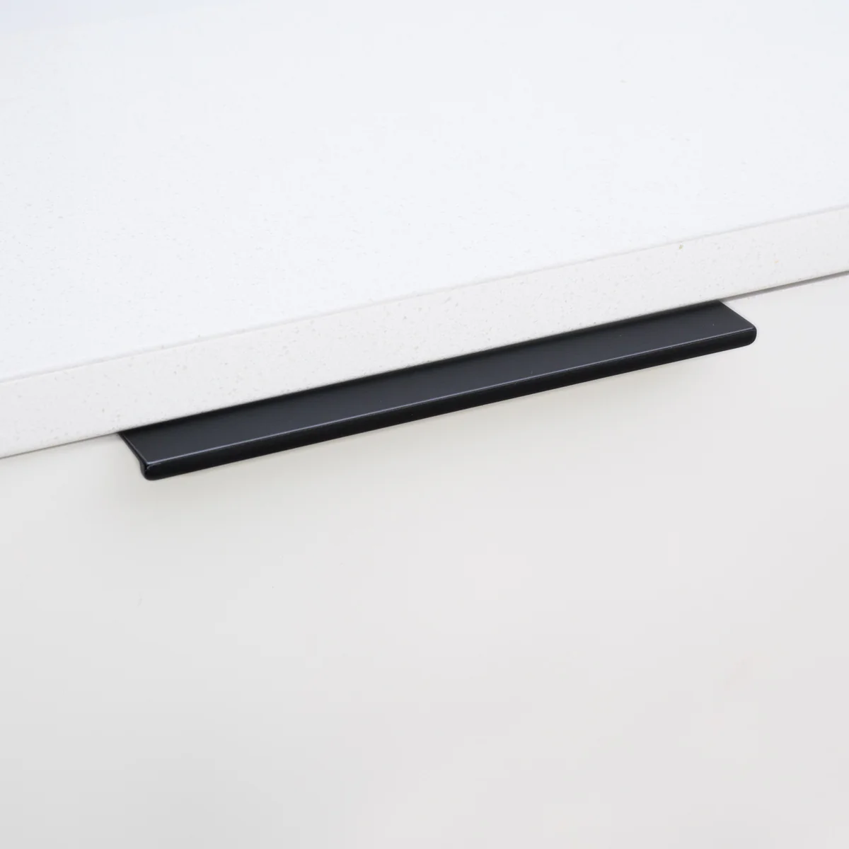 Kethy Edge Pull DL408 - Image 9