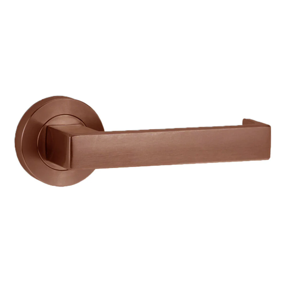 Lockwood 1220/1221/111 Door Lever on Round Rose Full Set - Available in Various Finishes - Image 3