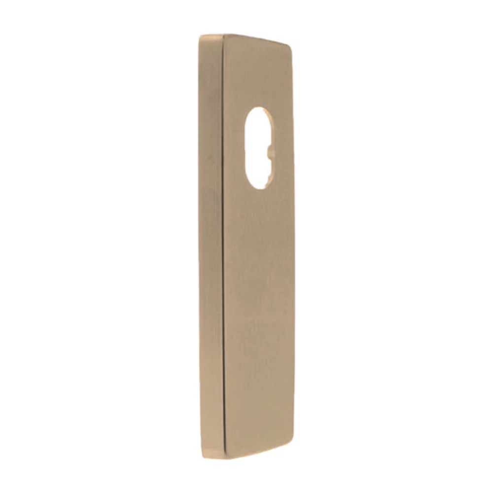 Lockwood 1800 Furniture Square End Plate Concealed Fix with Cylinder Hole - Image 11
