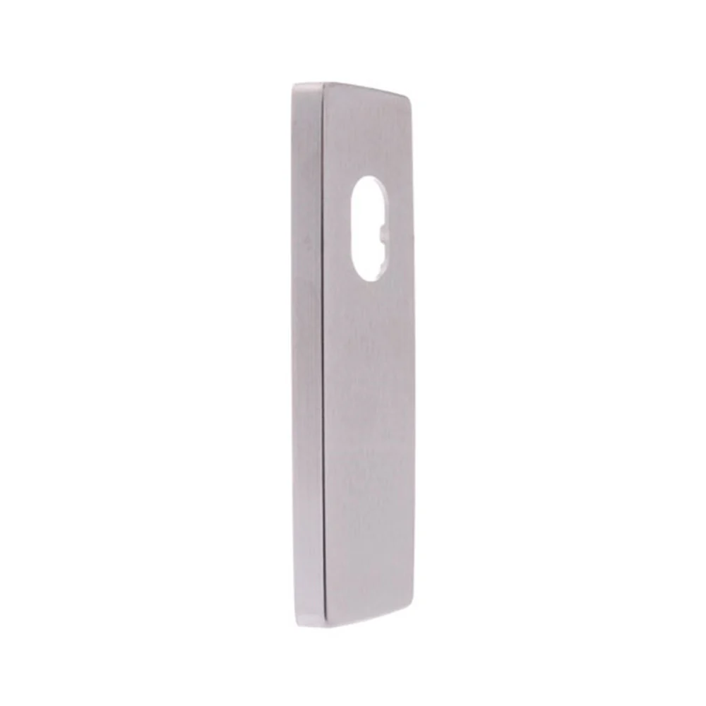 Lockwood 1800 Furniture Square End Plate Concealed Fix with Cylinder Hole - Image 5