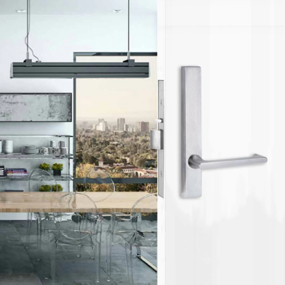 Lockwood Door Handle Square End Plate With 118 Lever Satin Chrome 4805/118SC - Image 2