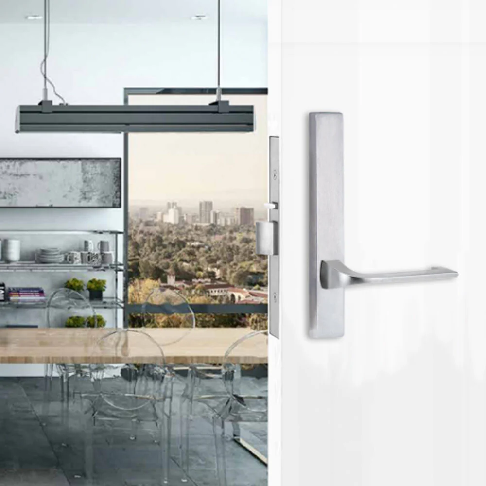 Lockwood Door Handle Square End Plate With 124 Lever Satin Chrome 4805/124SC - Image 2