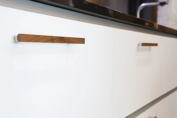 Momo Ara Timber D Handle - Available in Various Finishes and Sizes - Image 3